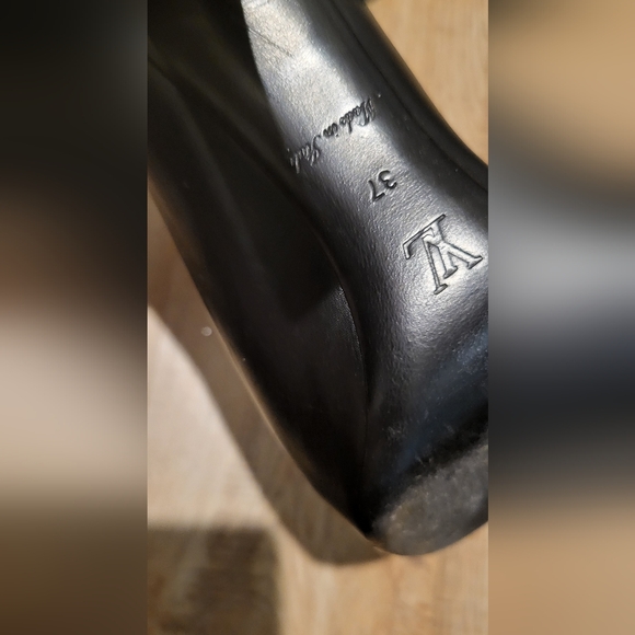 Luis vuitton size 7 black lock pump open toe - Picture 6 of 16